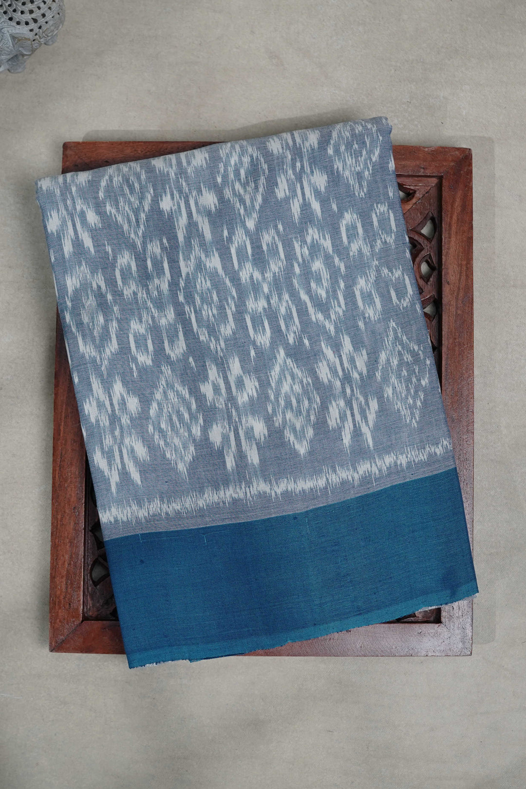Sarees-Matkatus