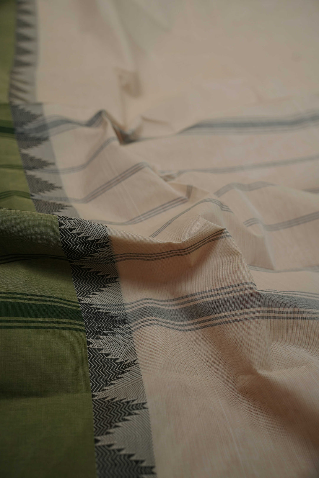 Sarees-Matkatus