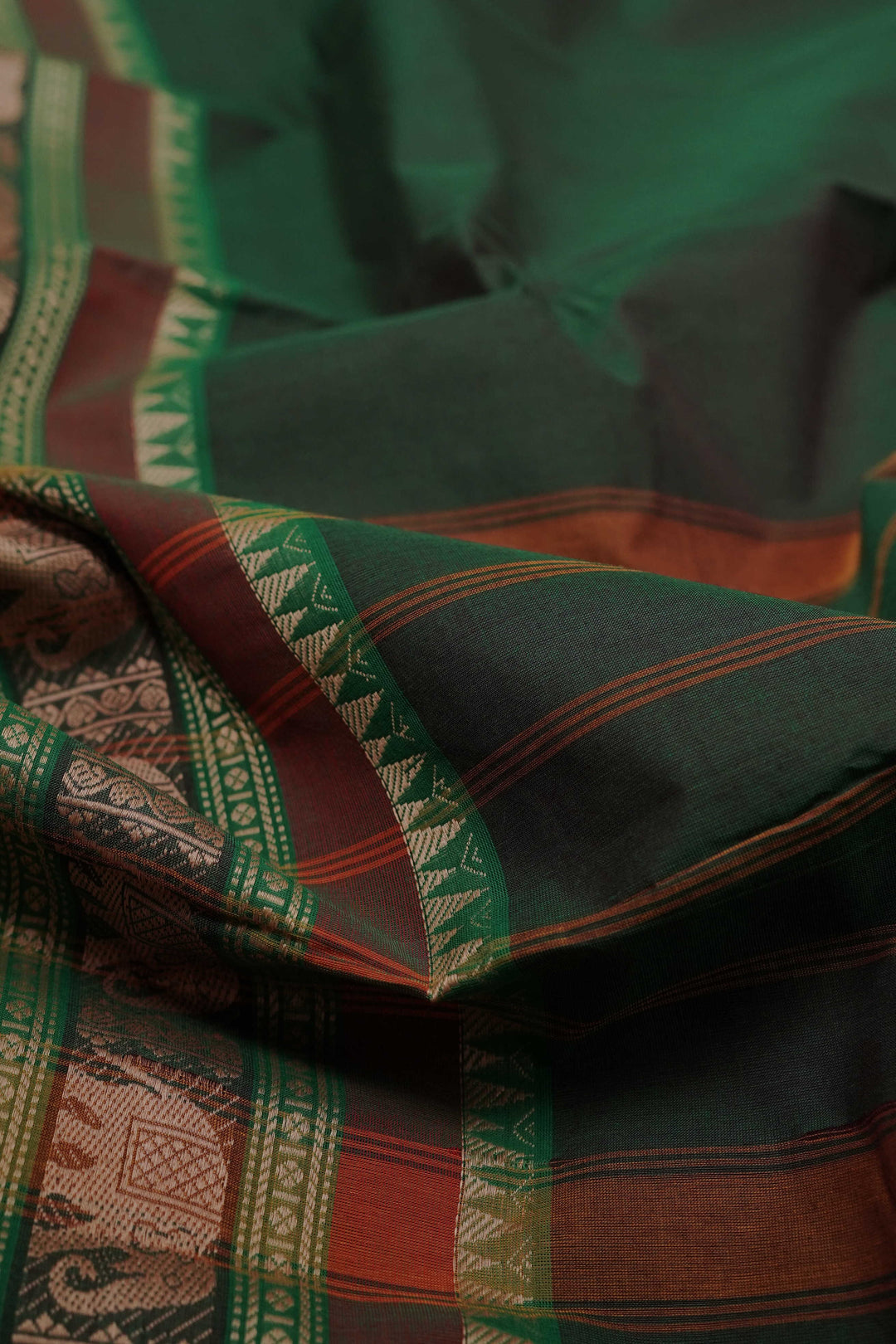 Sarees-Matkatus