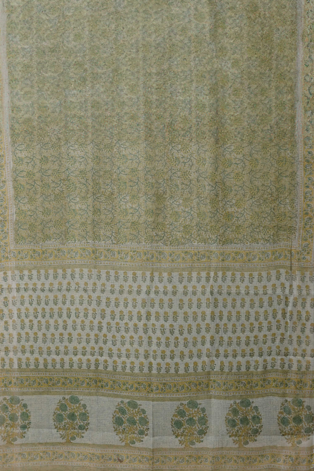 Sarees - Matkatus