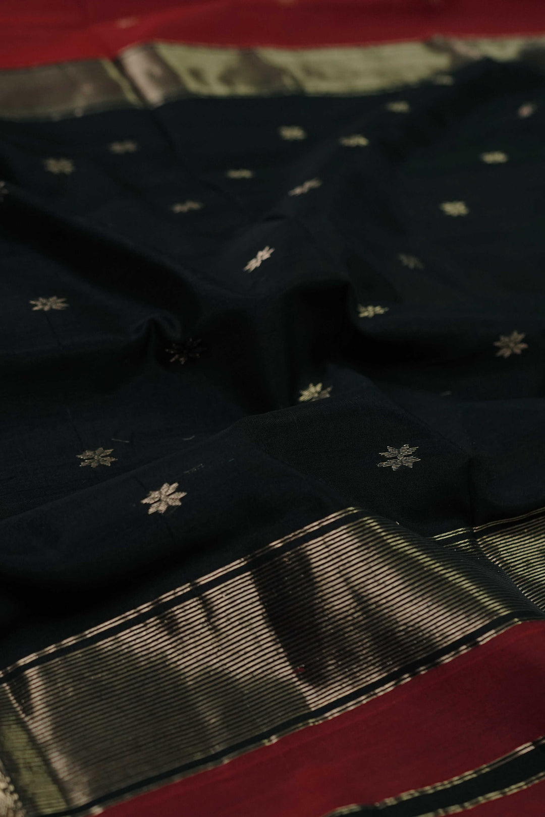 Sarees-Matkatus