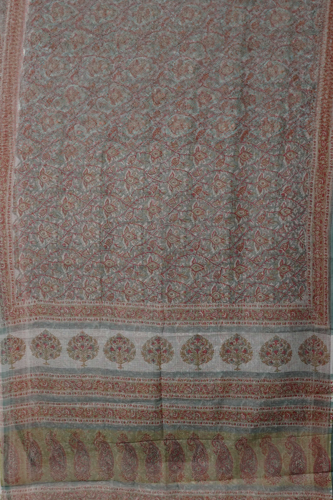 Sarees - Matkatus