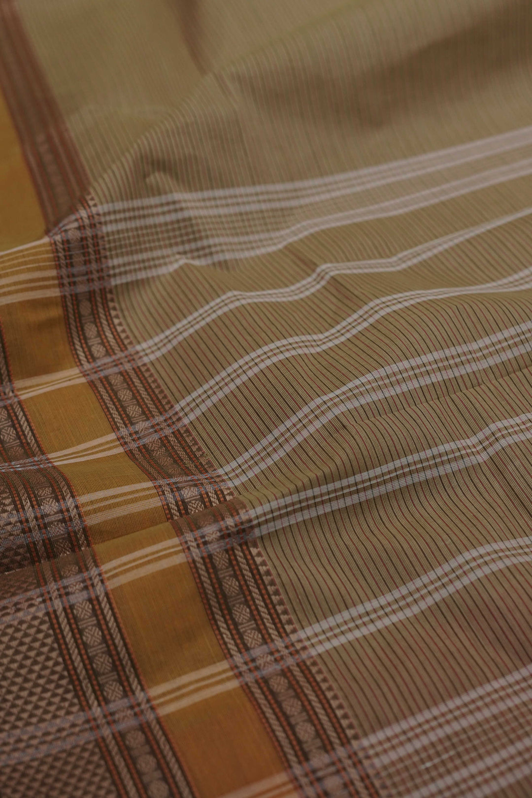 Sarees-Matkatus