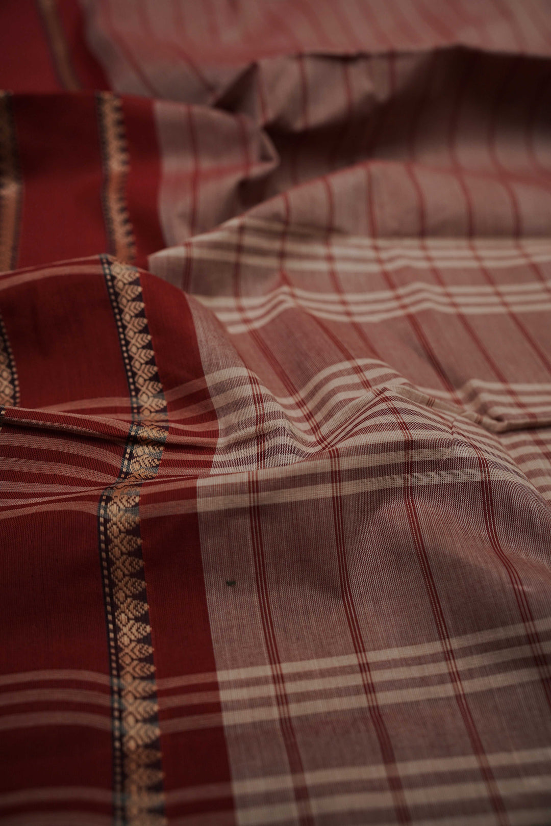 Sarees-Matkatus
