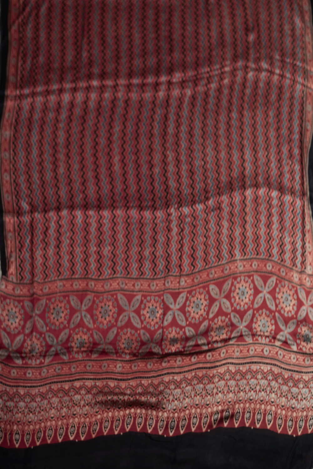 Ajrak Print Suits-Matkatus