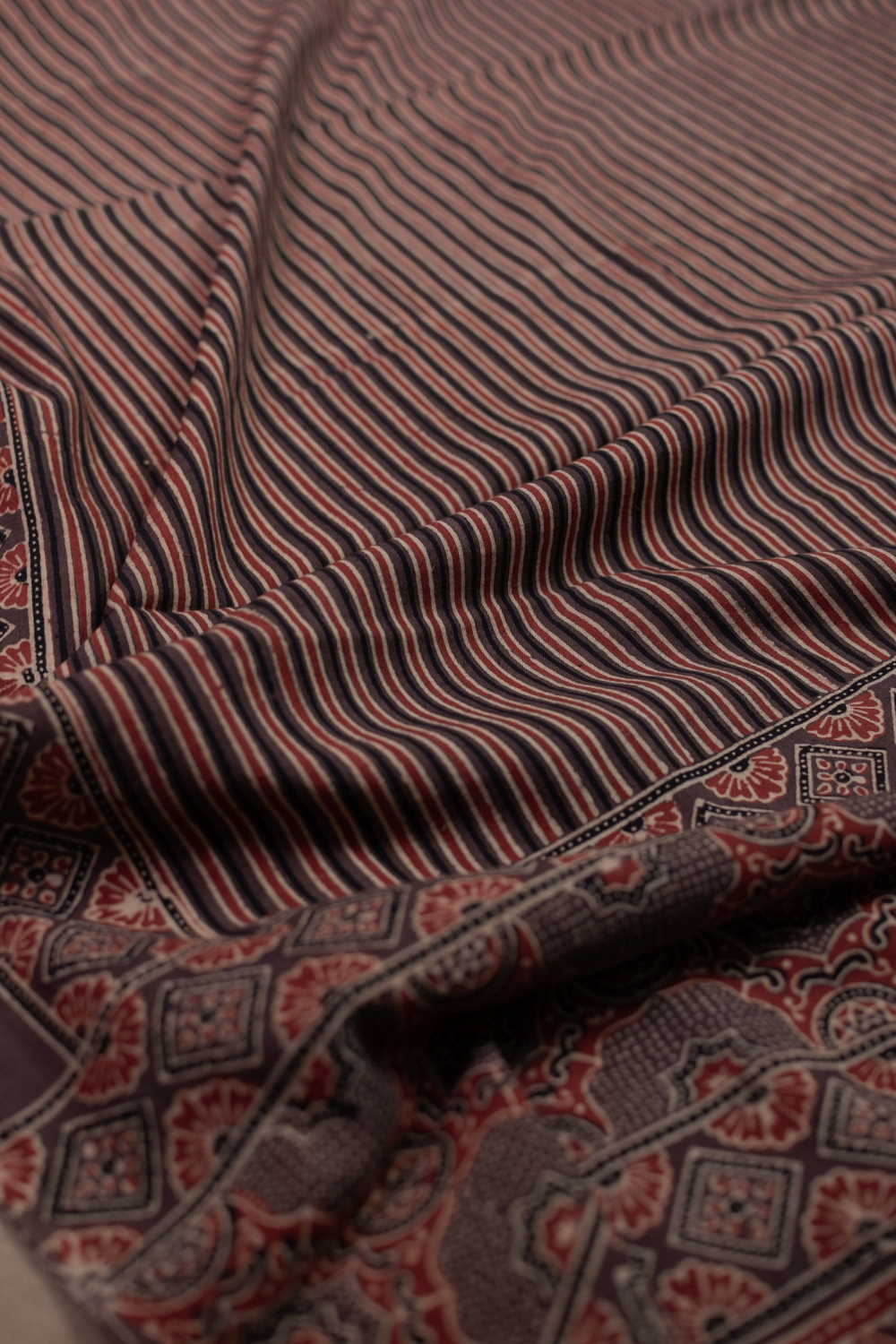 Ajrak Cotton Dupatta - Matkatus