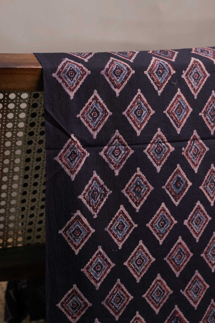 Ajrak Prints - Matkatus
