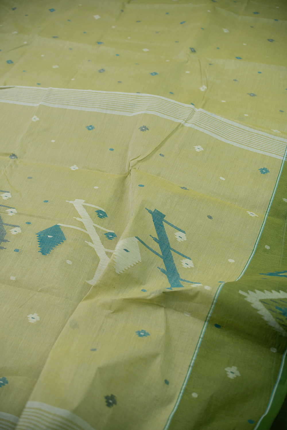 Sarees - Matkatus