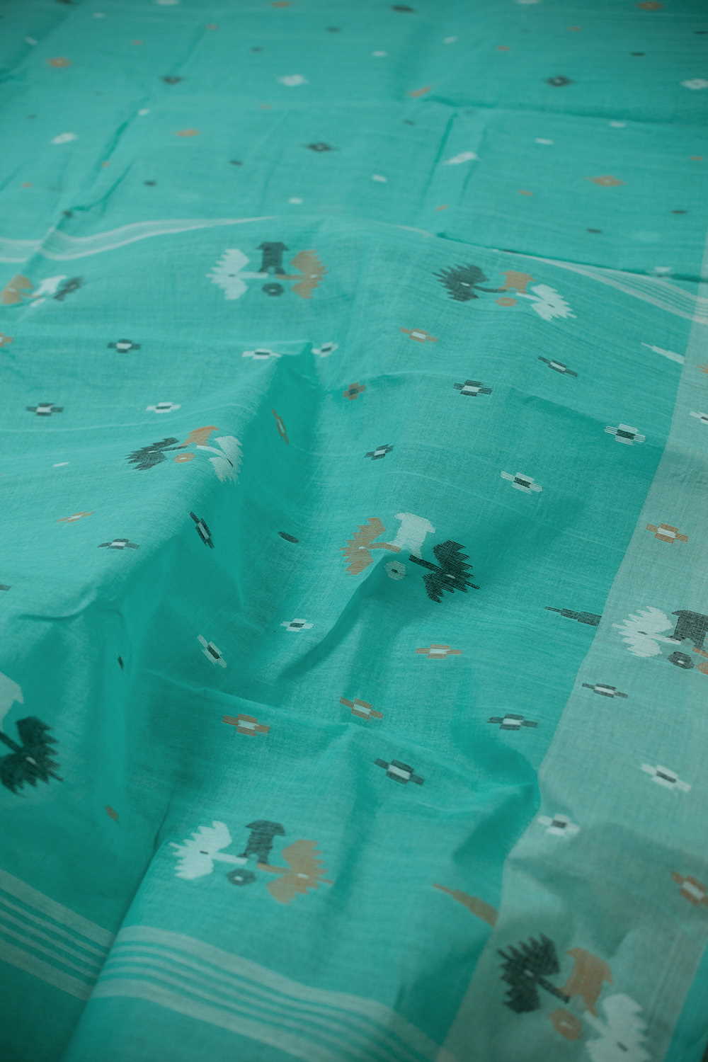Sarees - Matkatus