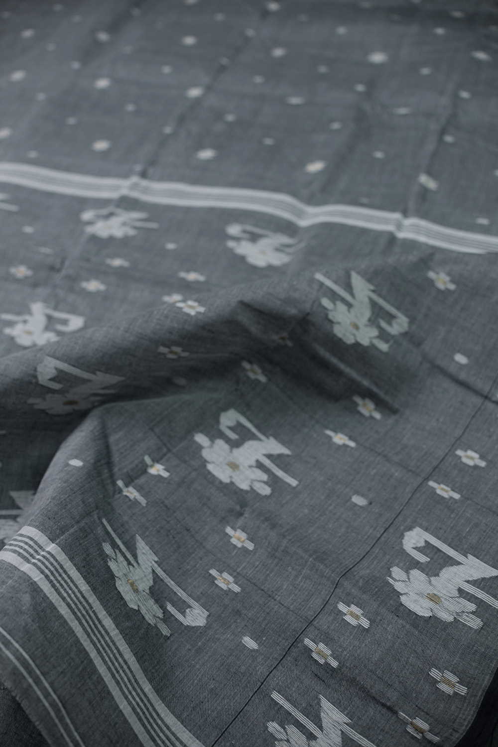 Sarees - Matkatus