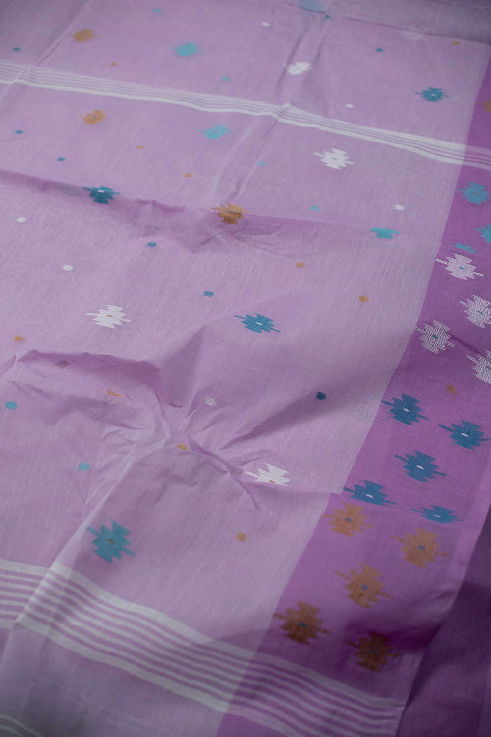 Sarees - Matkatus