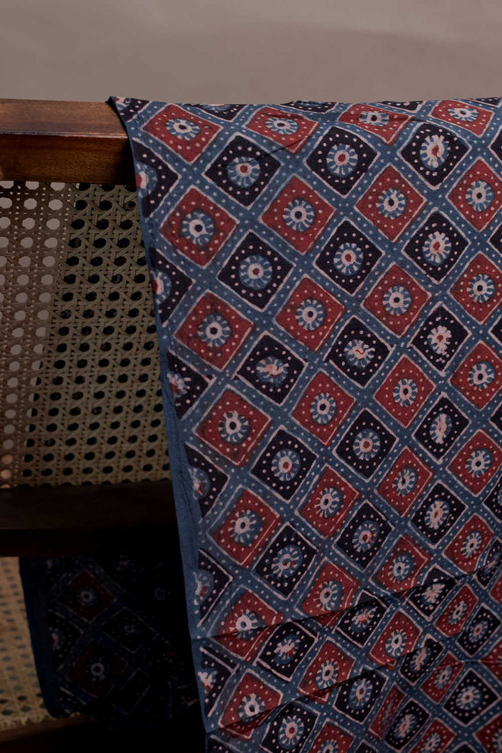 Ajrak Prints - Matkatus