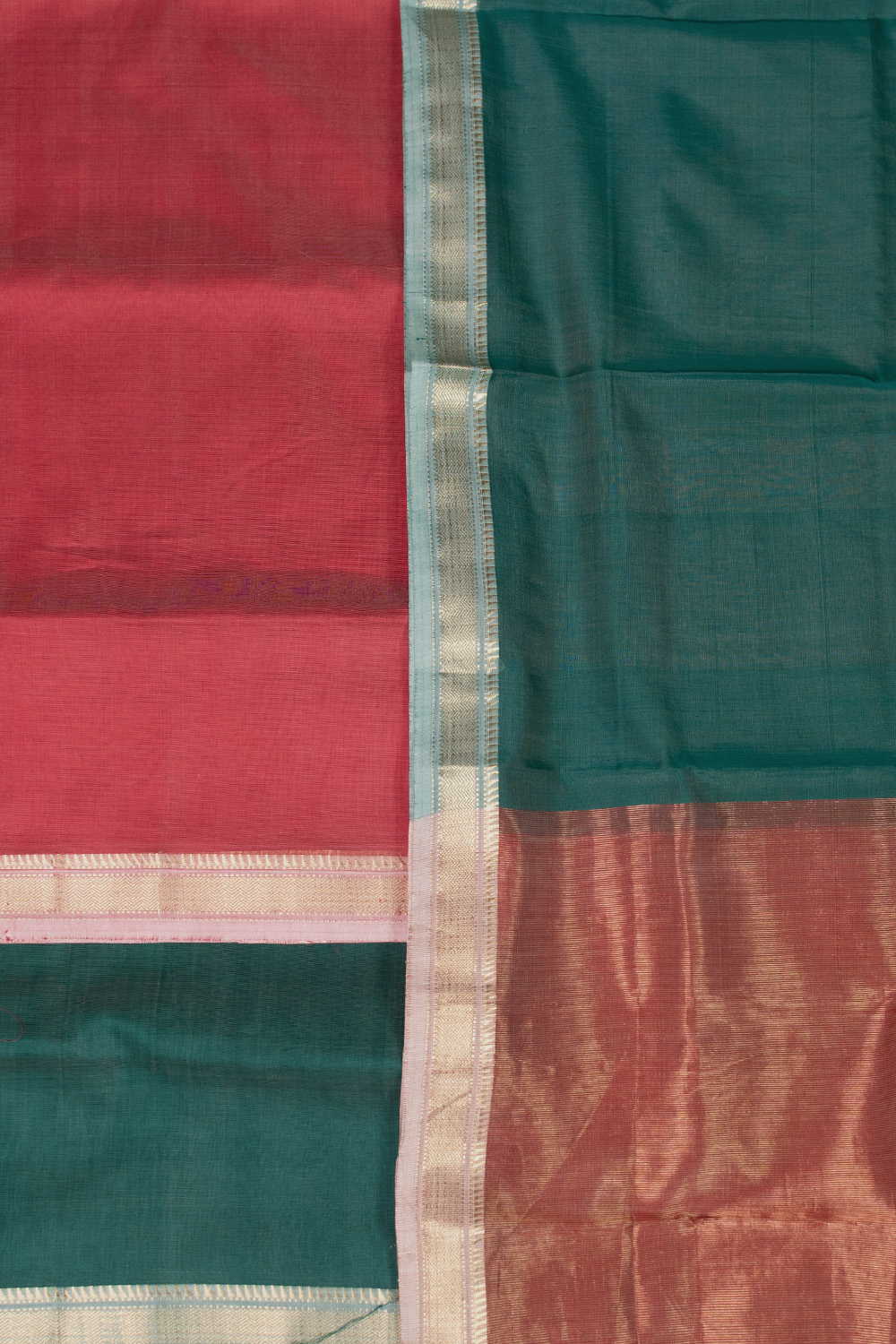Unstitched Suits - Matkatus
