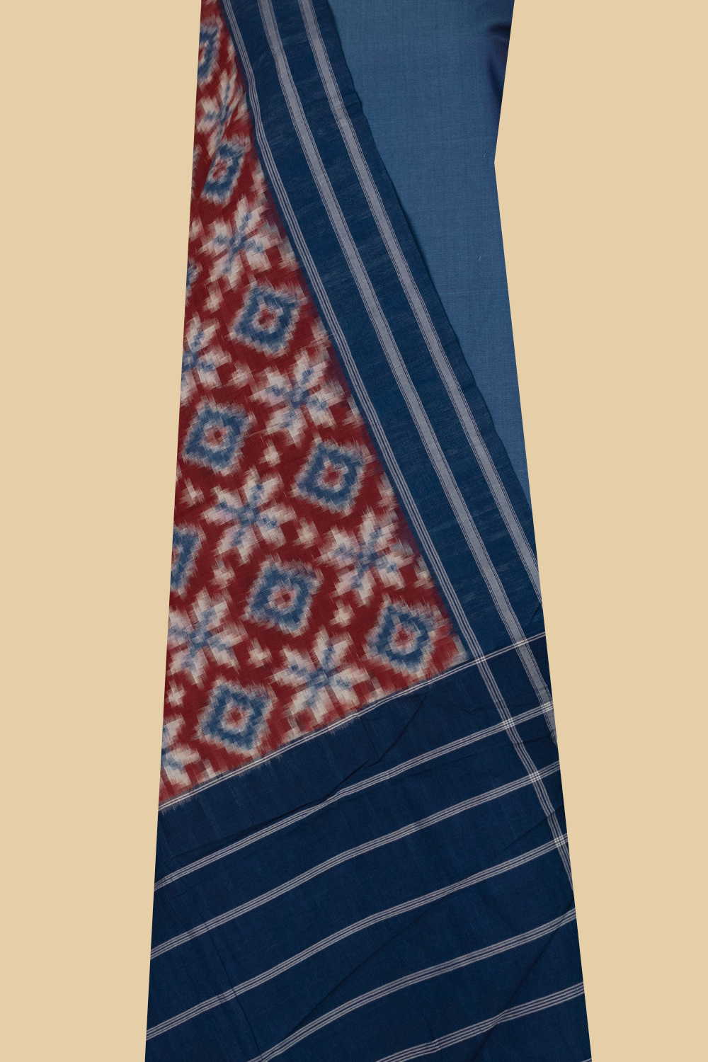 Top and Dupatta - Matkatus