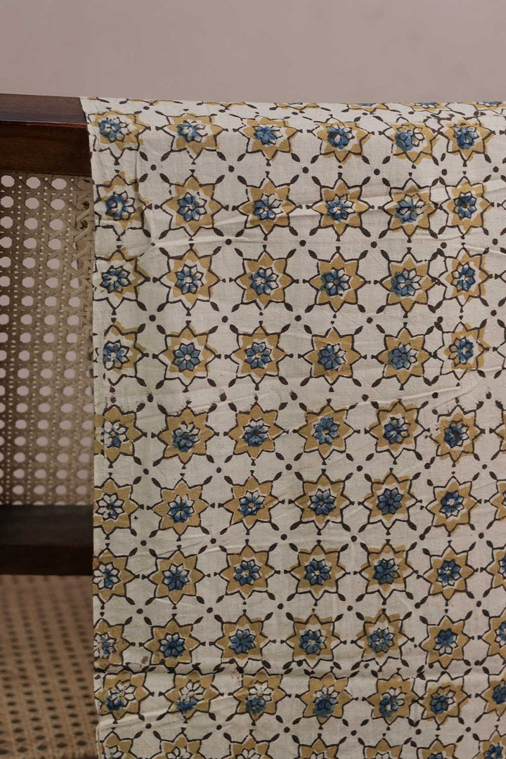 Ajrak Fabrics - Matkatus