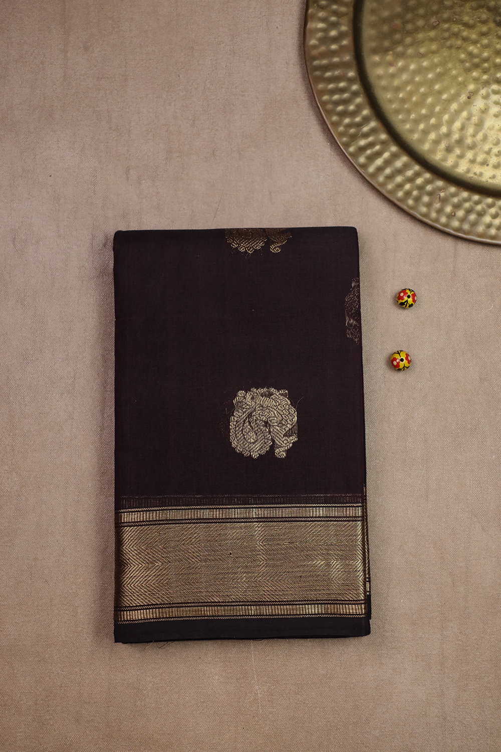 Sarees - Matkatus