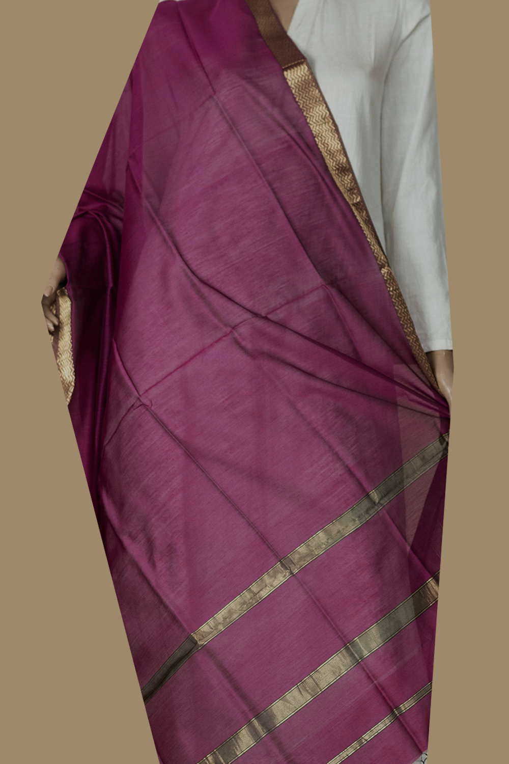 Maheshwari Dupattas-Matkatus
