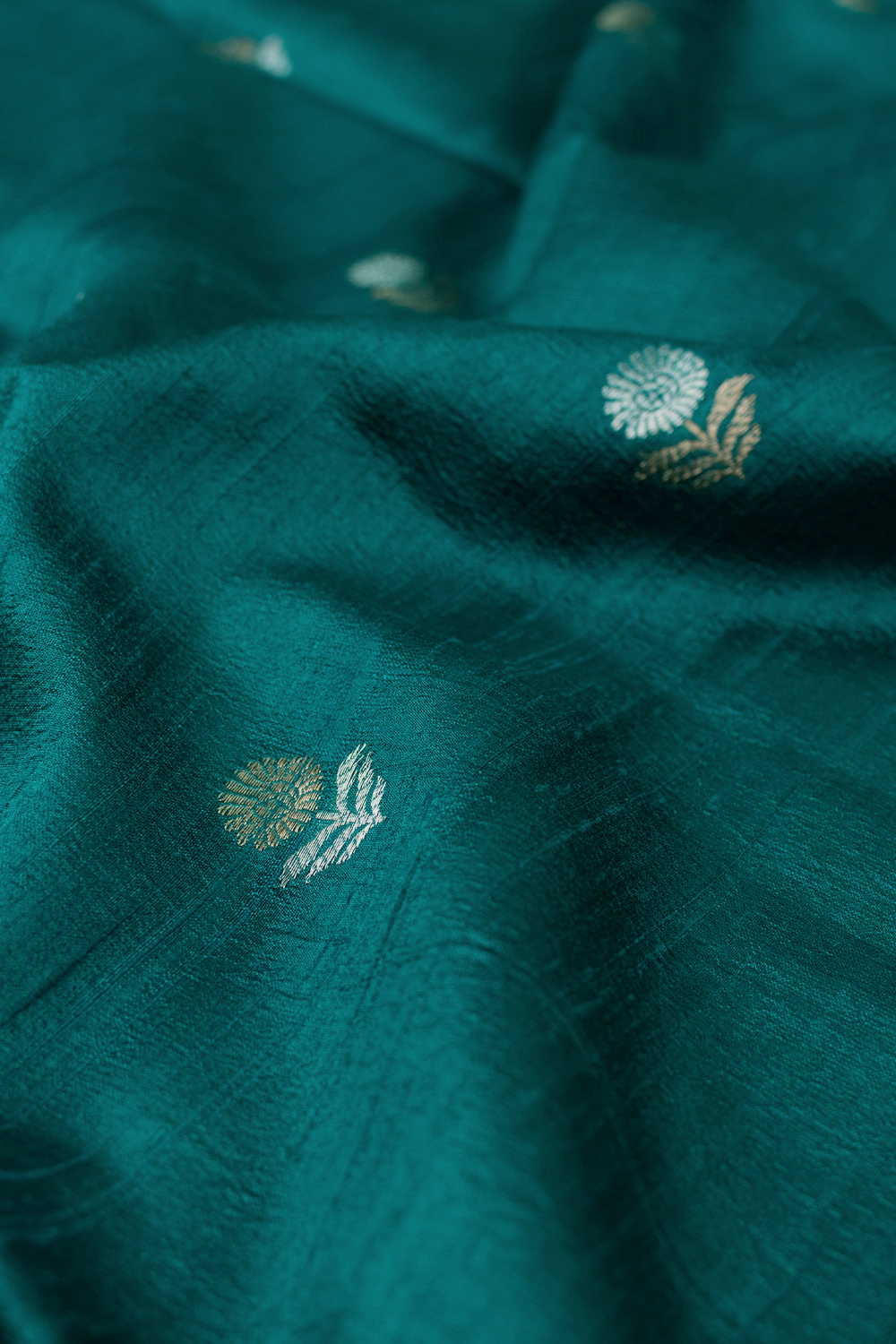 Banarasi Fabric - Matkatus