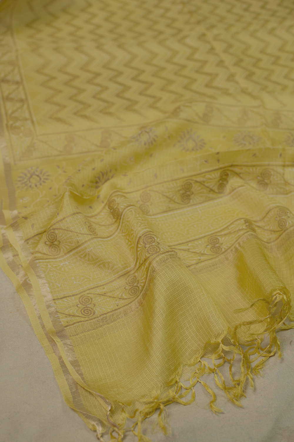 Silk Dupatta - Matkatus