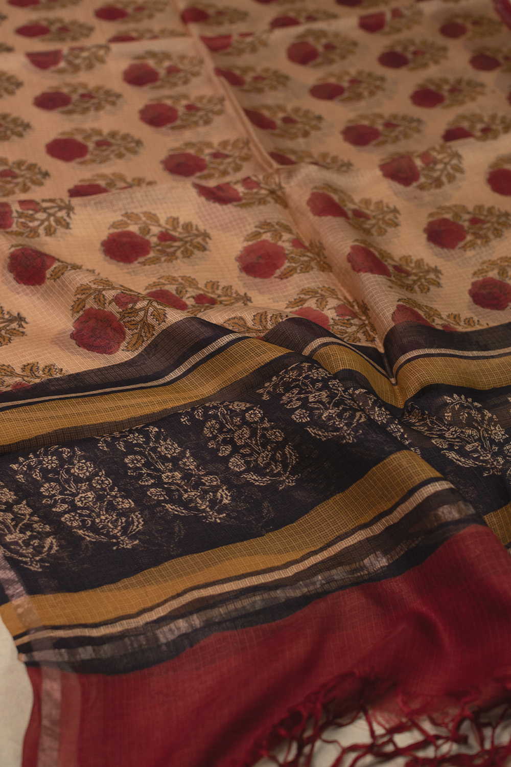 Silk Dupatta - Matkatus
