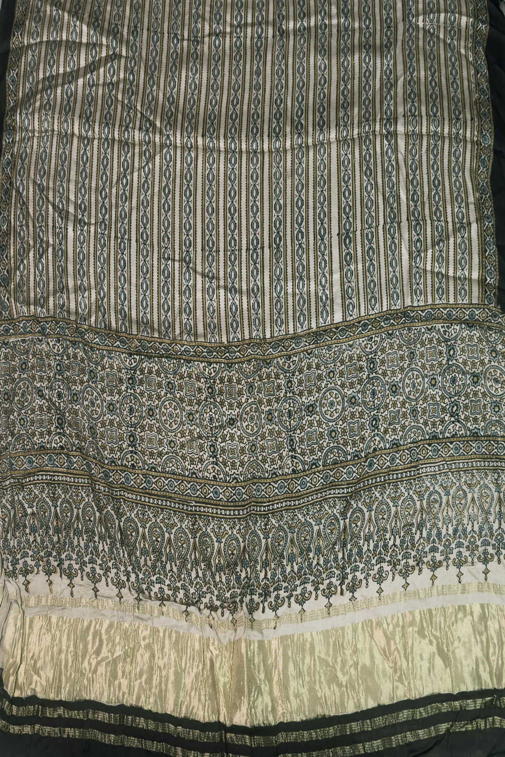 Silk Dupattas - Matkatus