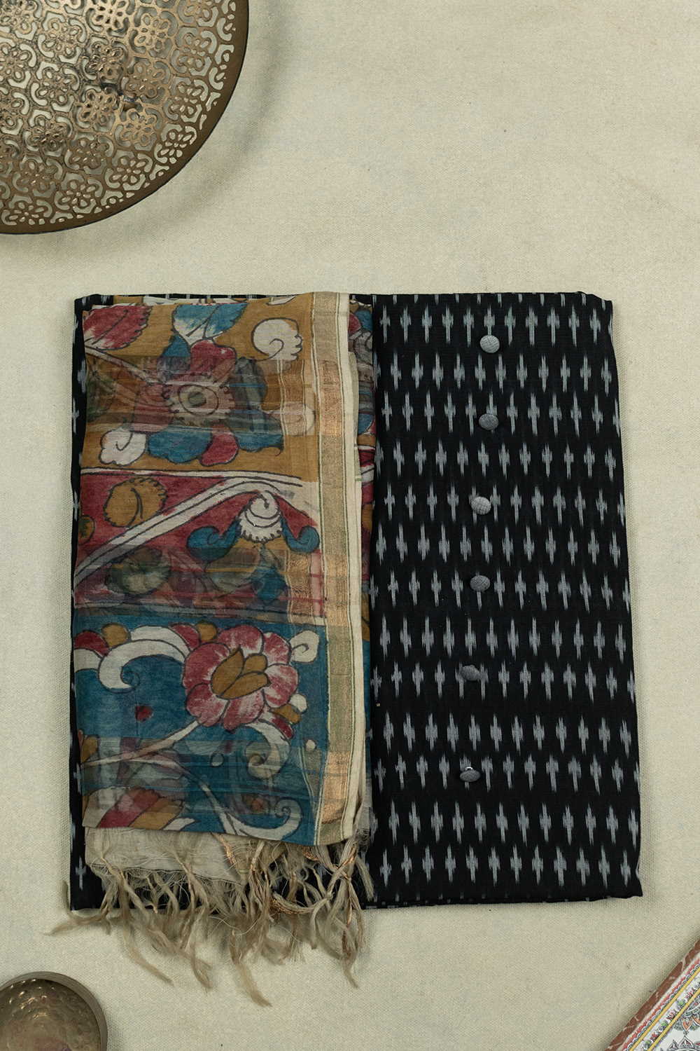 Top & Dupattas-Matkatus