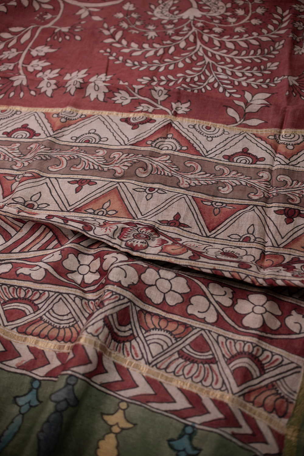 Painted Kalamkari srees - Matkatus