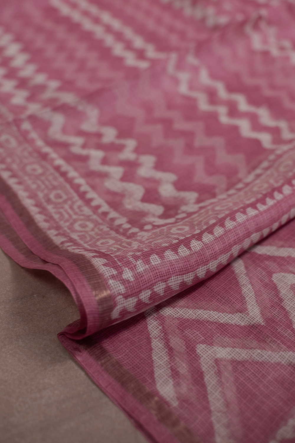 Cotton Dupattas-Matkatus