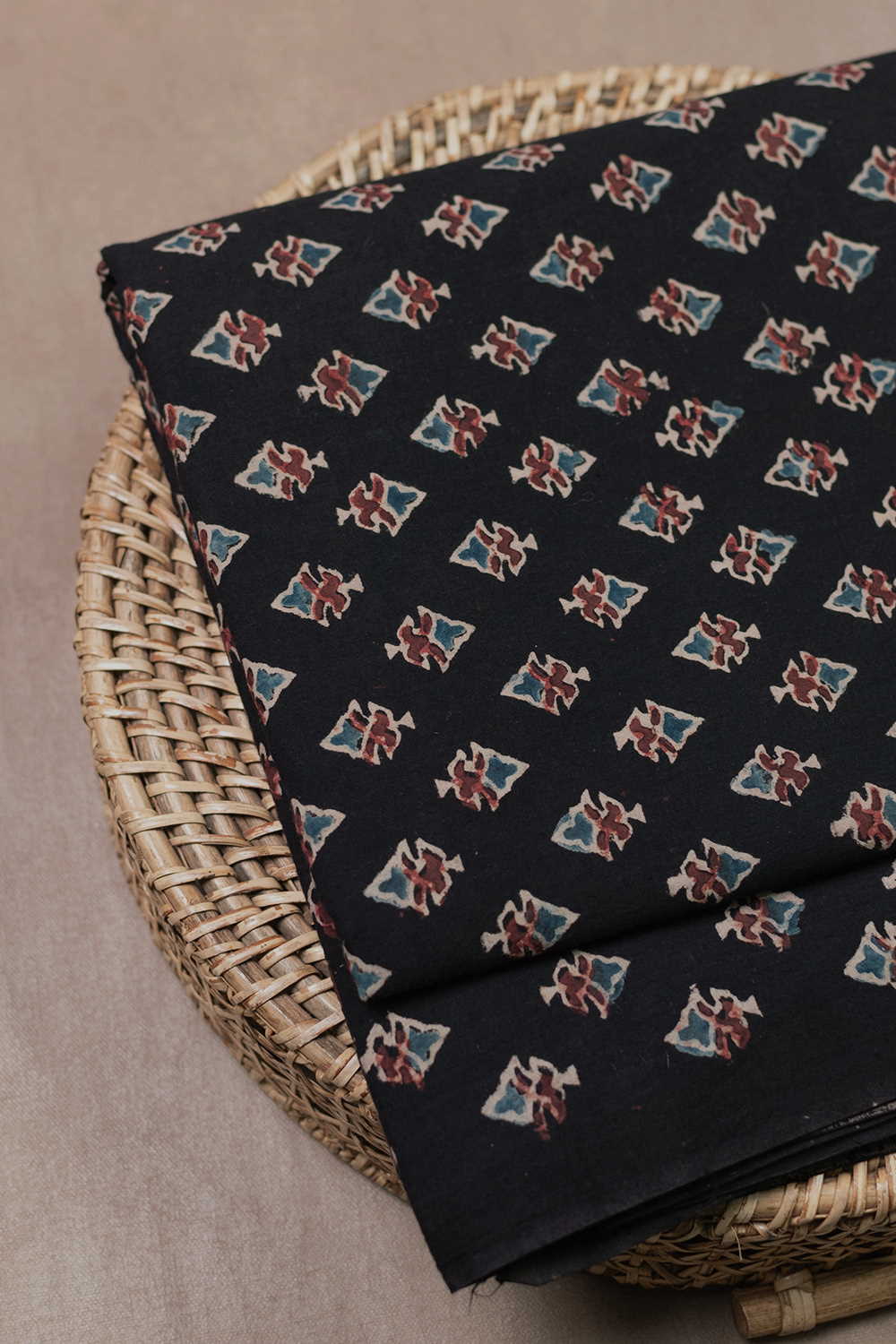 Ajrak Fabrics - Matkatus