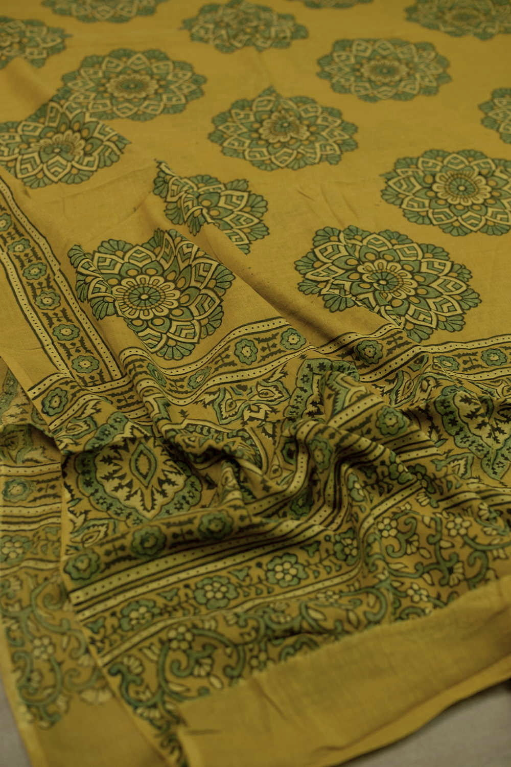 Cotton Dupattas - Matkatus