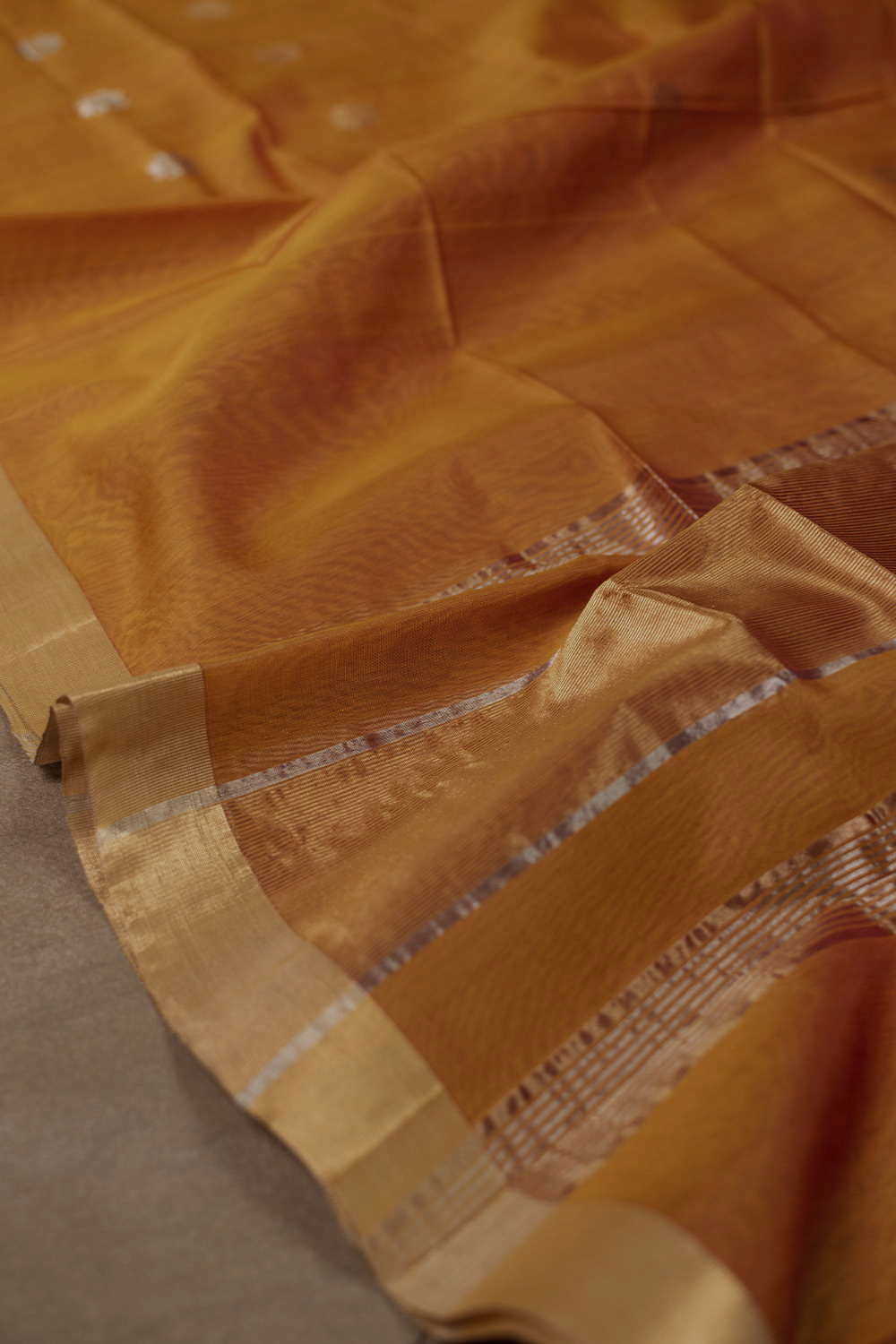 Handwoven Chanderi Dupattas - Matkatus