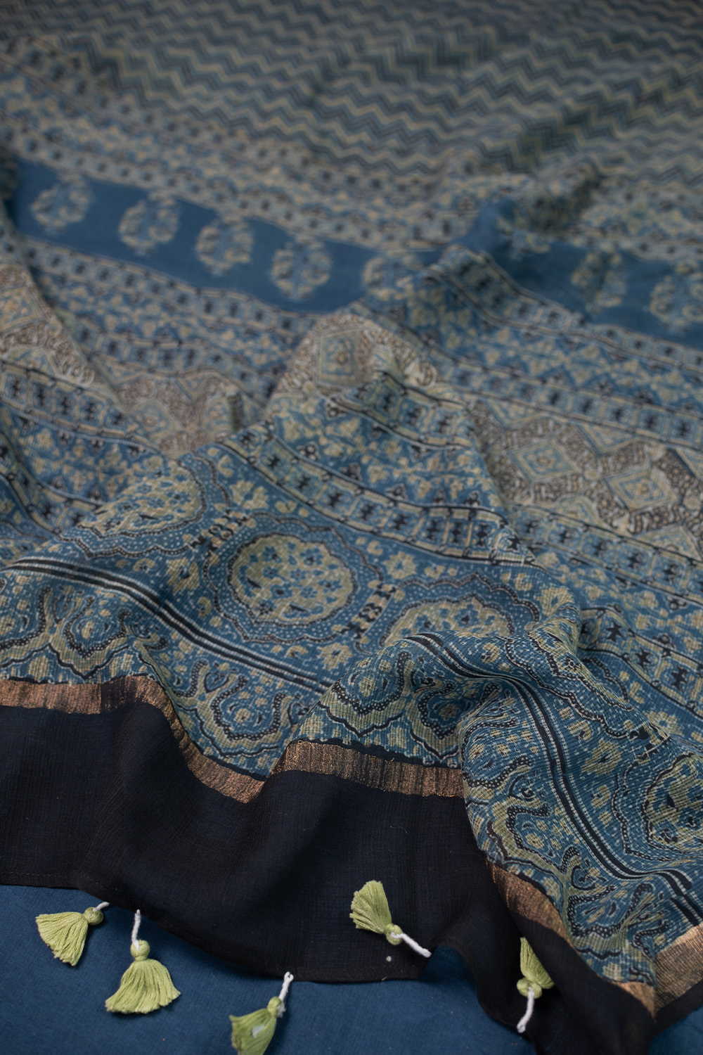 Sarees - Matkatus
