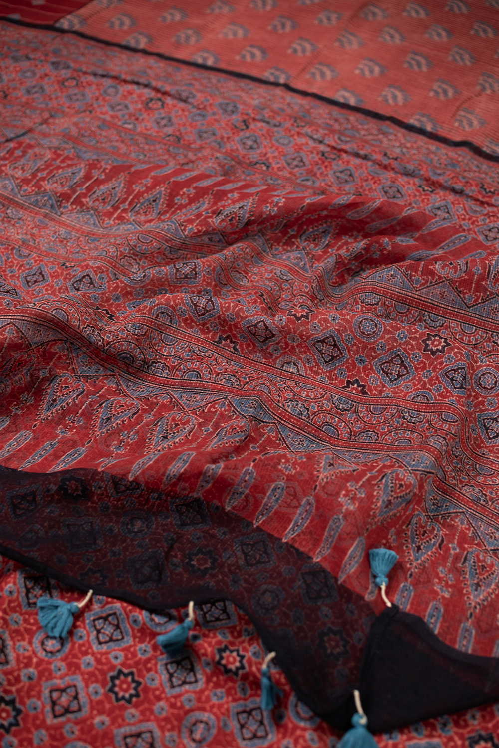 Sarees - Matkatus