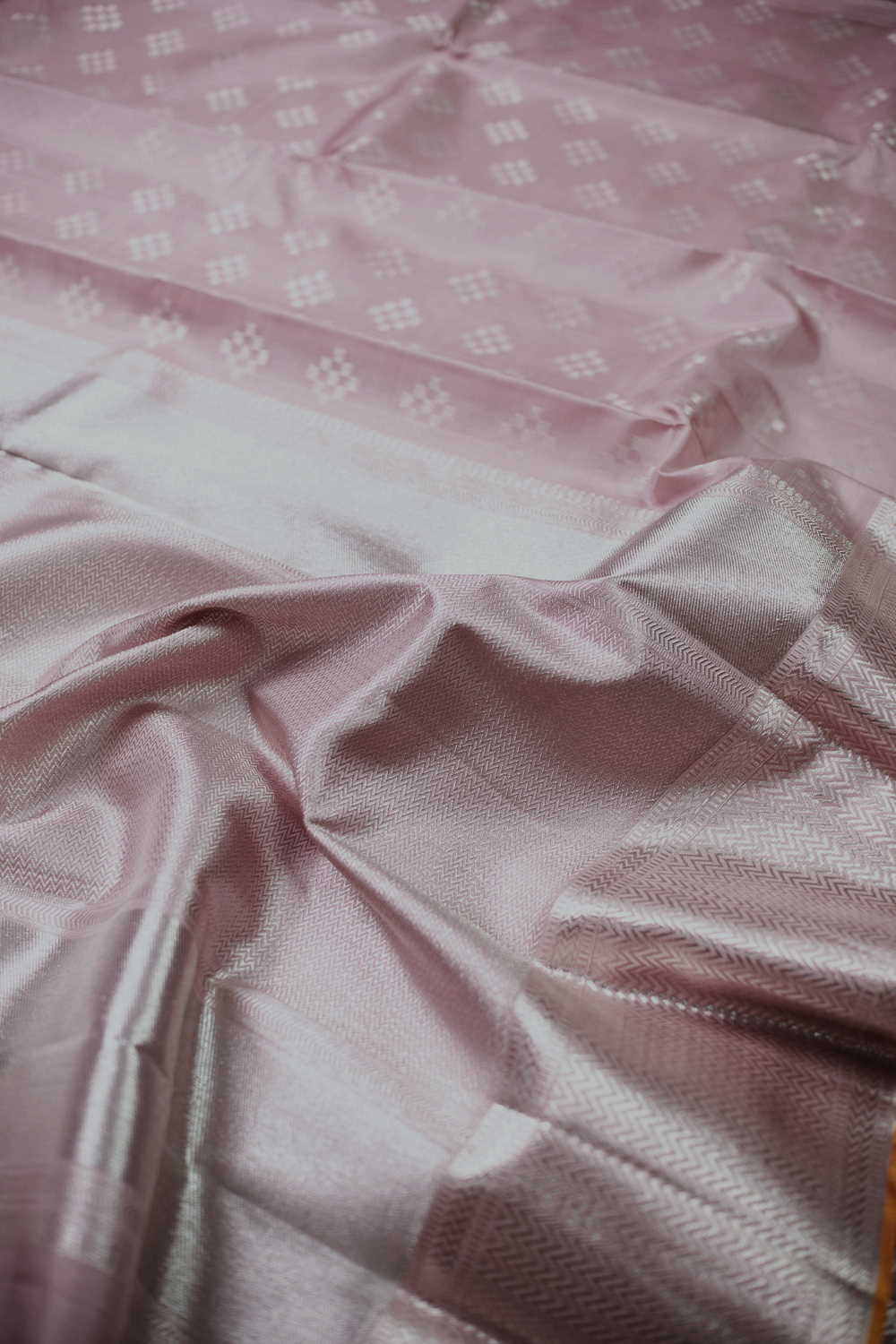 Sarees-Matkatus