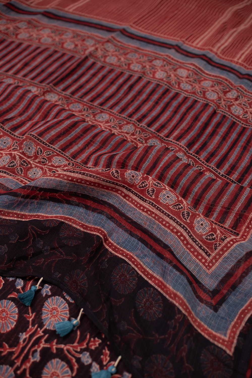 Sarees - Matkatus