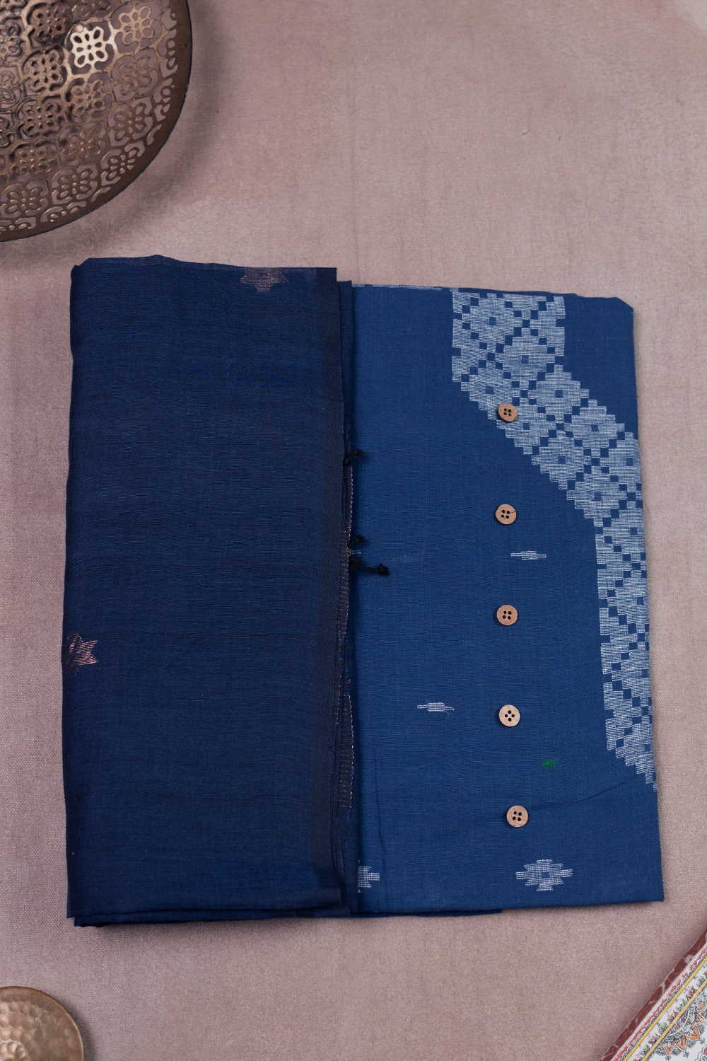 Unstitched Suits-Matkatus