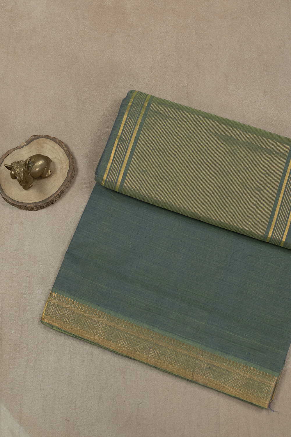 Greenish Grey Handwoven Cotton saree