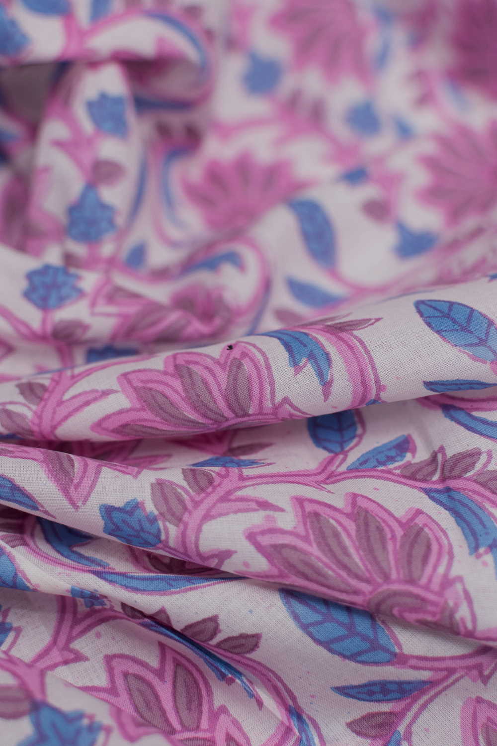 Pink Cluster Floral Sanganeri Cotton Fabric