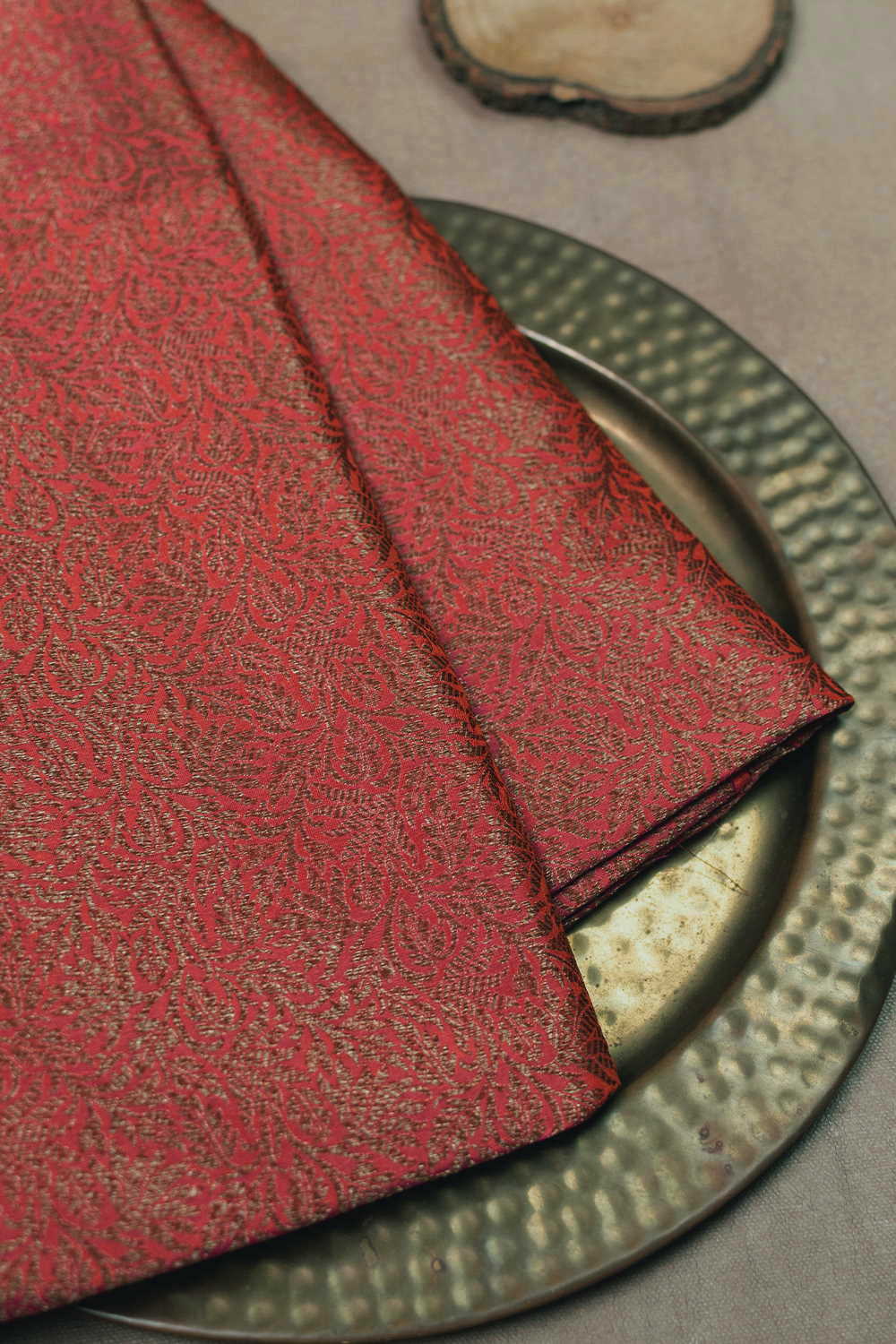 Silk Fabrics-Matkatus