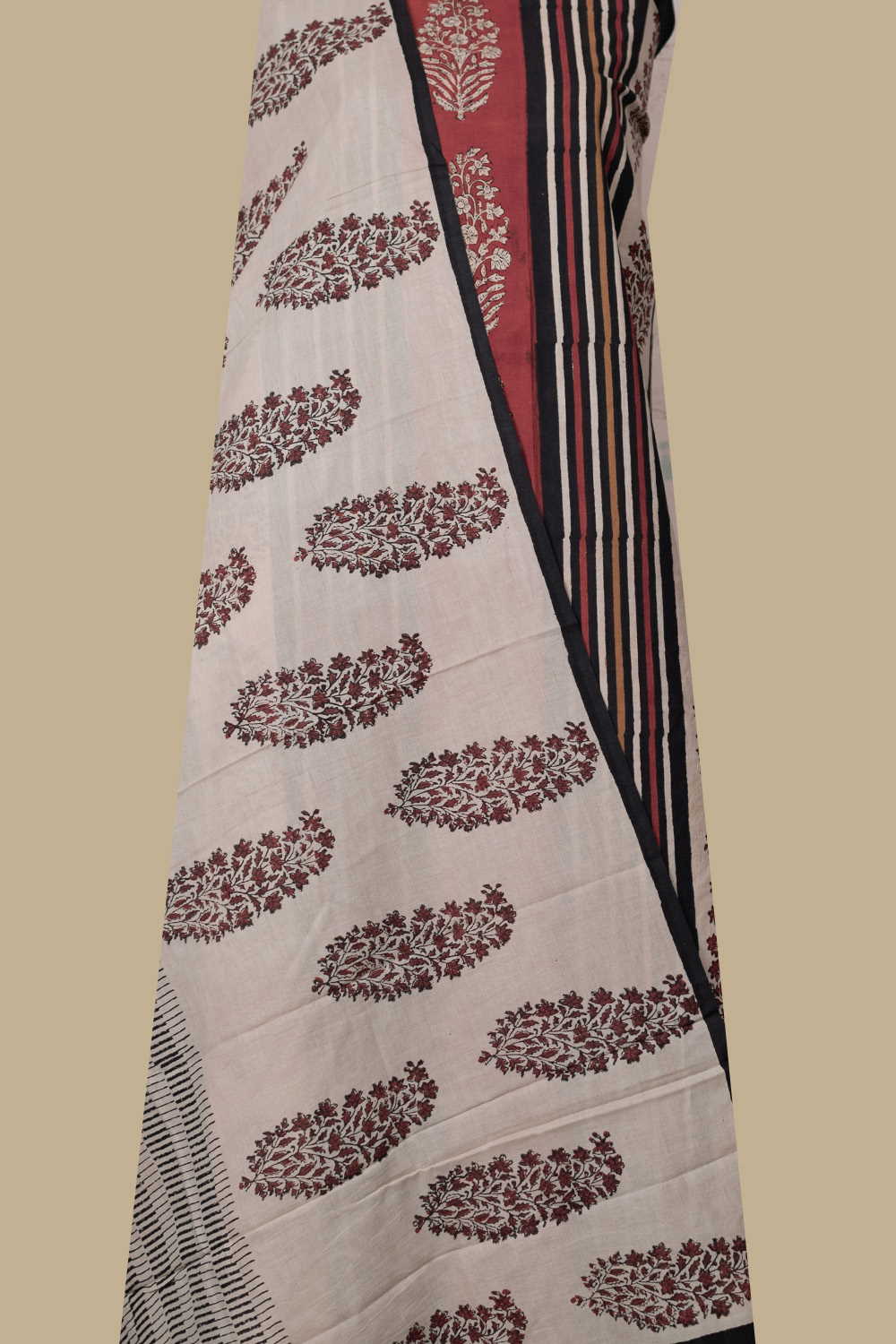 Block Printed Suits-Matkatus