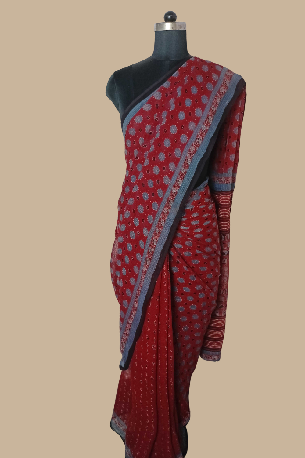Sarees - Matkatus
