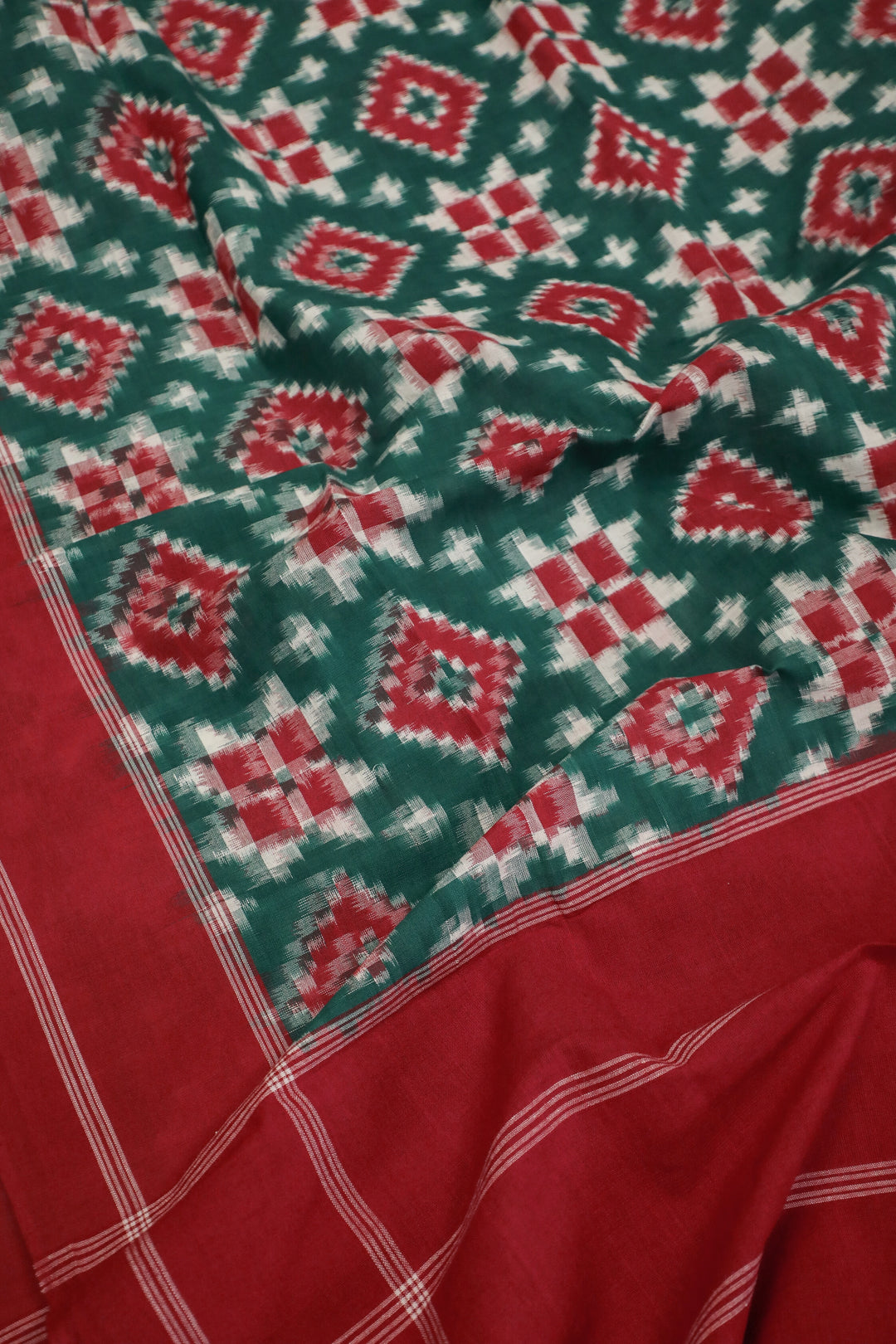 Ikat Dupattas - Matkatus