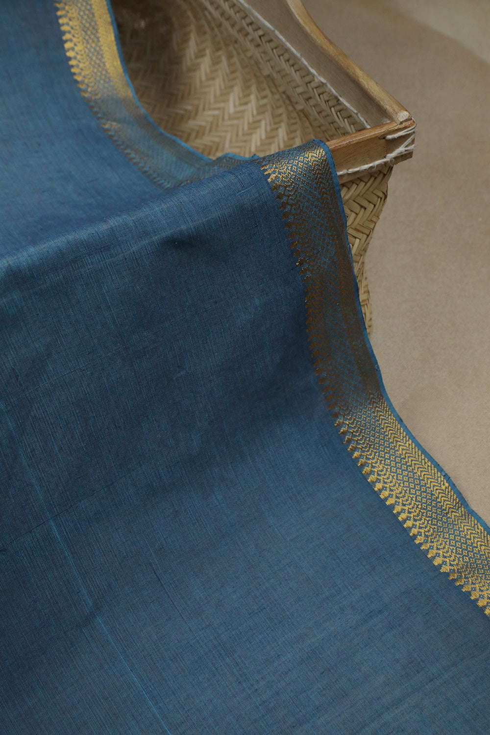 Bordered Fabrics - Matkatus
