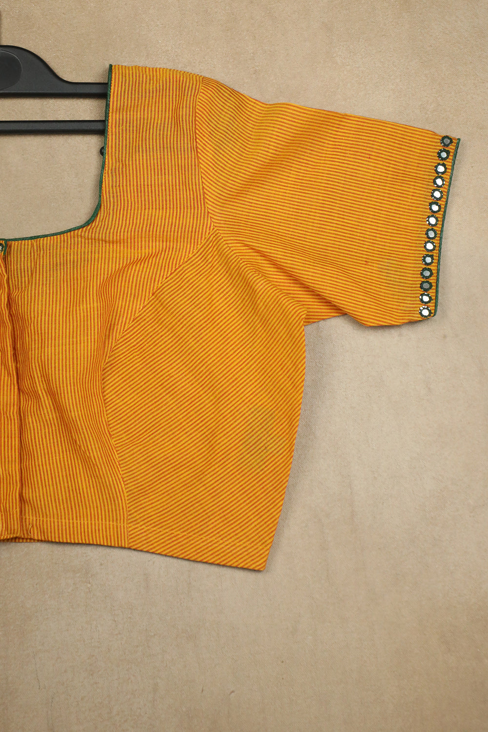 Stitched blouse - Matkatus