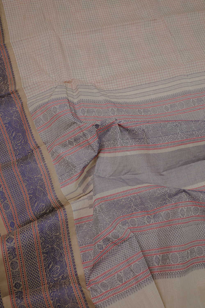 Sarees - Matkatus