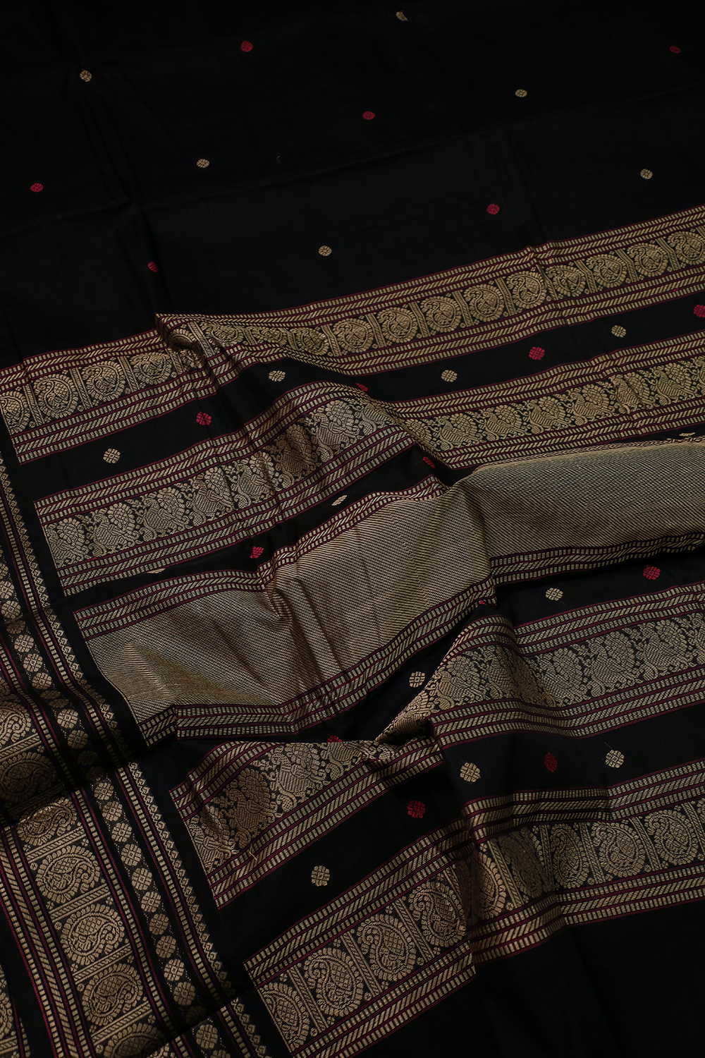 Traditional Cotton Saree - Matkatus