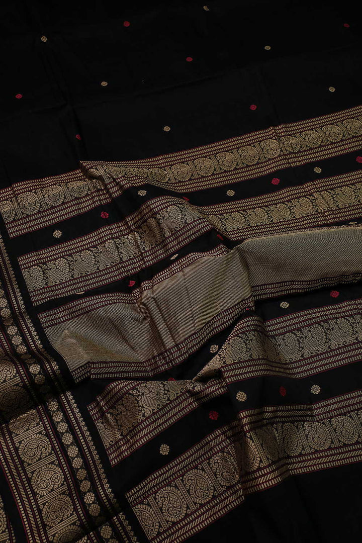 Traditional Cotton Saree - Matkatus