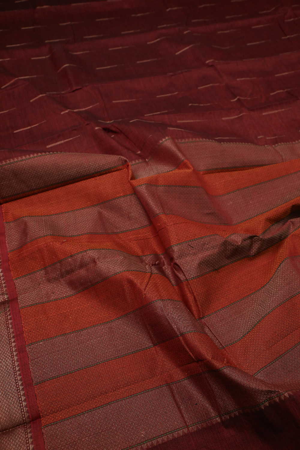 Sarees - Matkatus