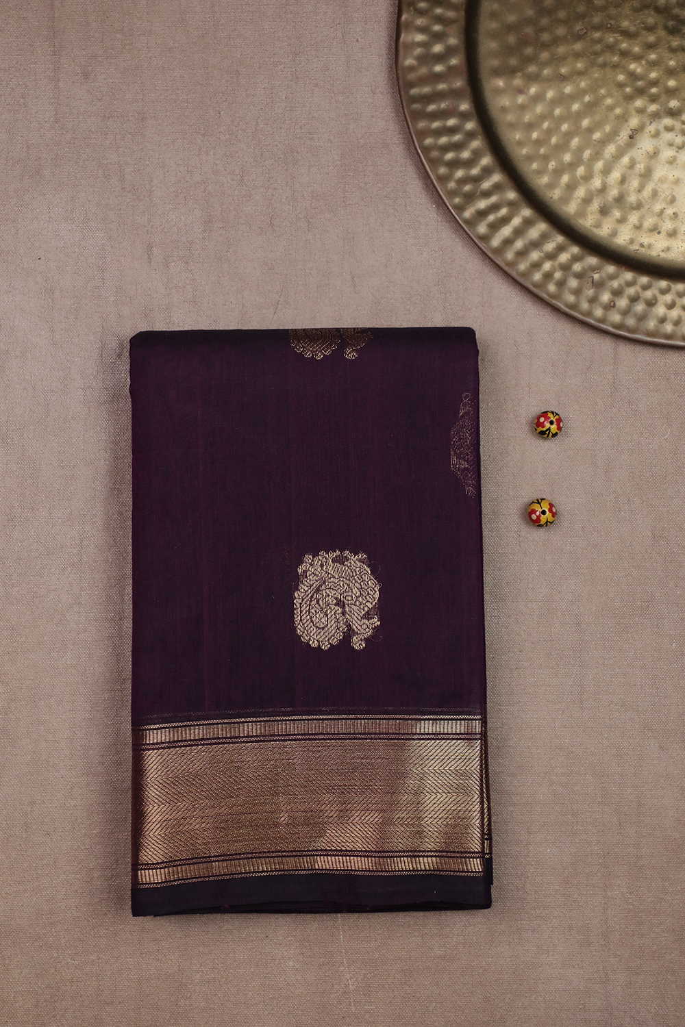 Sarees - Matkatus