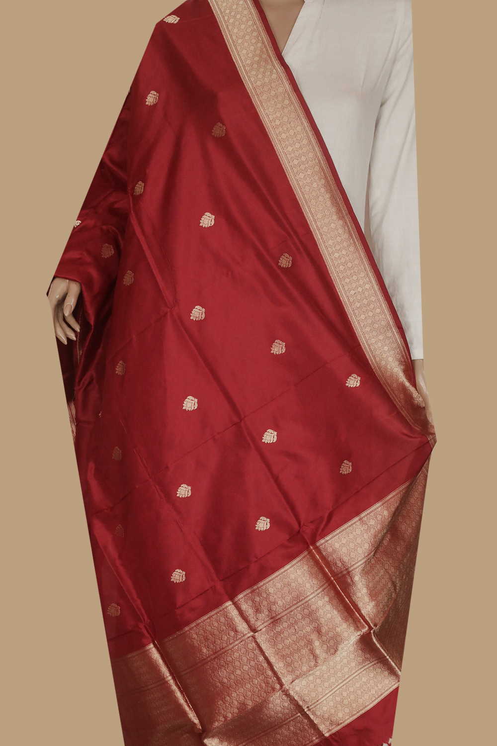 Borcade Dupatta-Matkatus